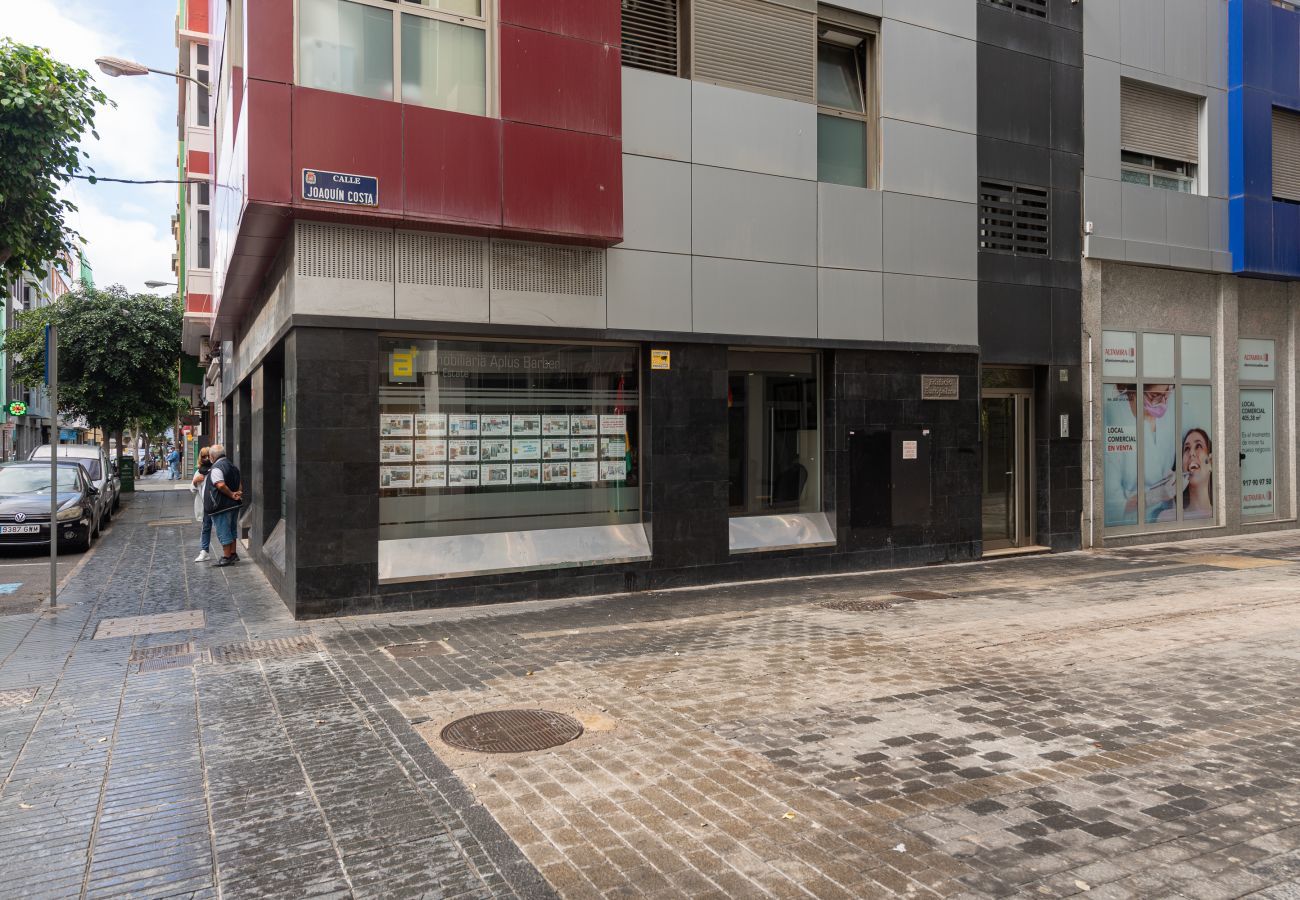 Casa en Las Palmas de Gran Canaria - Joaquín Costa 55