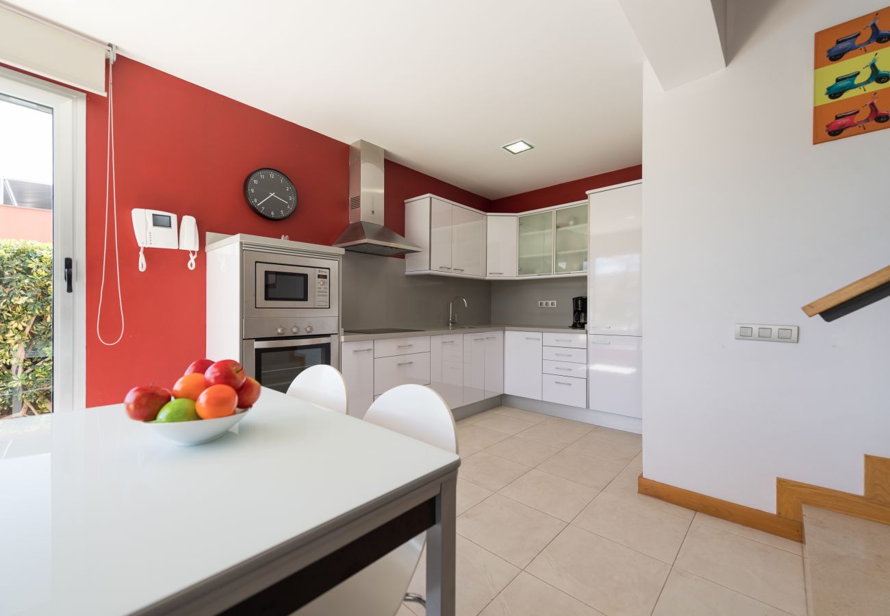 Villa en San Bartolomé de Tirajana - VISTA GOLF 21