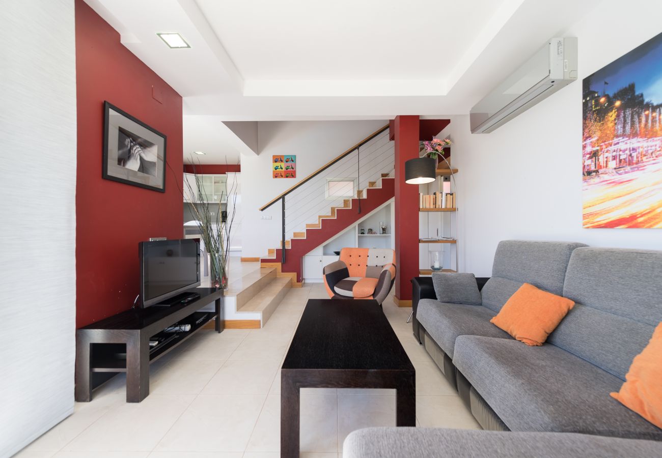 Villa en San Bartolomé de Tirajana - VISTA GOLF 21