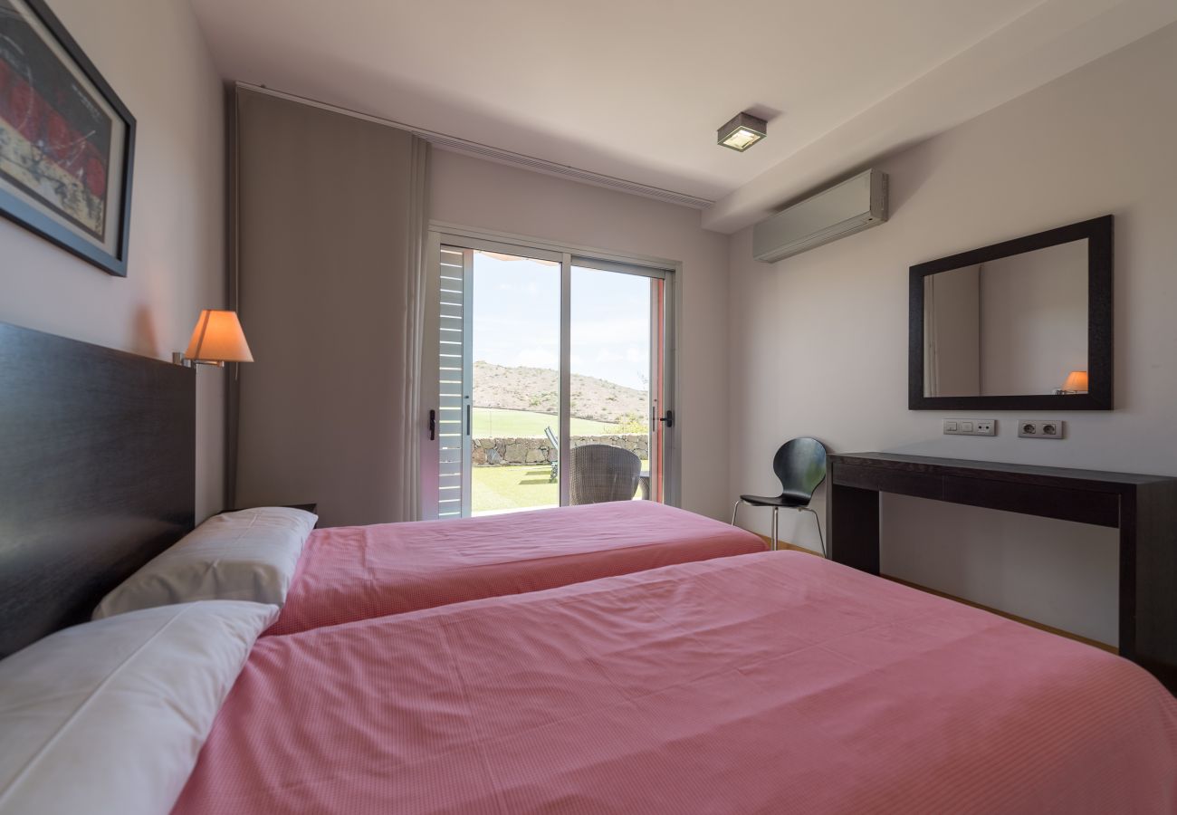 Villa en San Bartolomé de Tirajana - VISTA GOLF 21