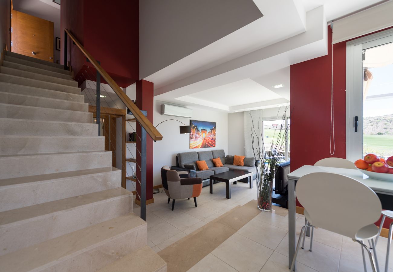Villa en San Bartolomé de Tirajana - VISTA GOLF 21