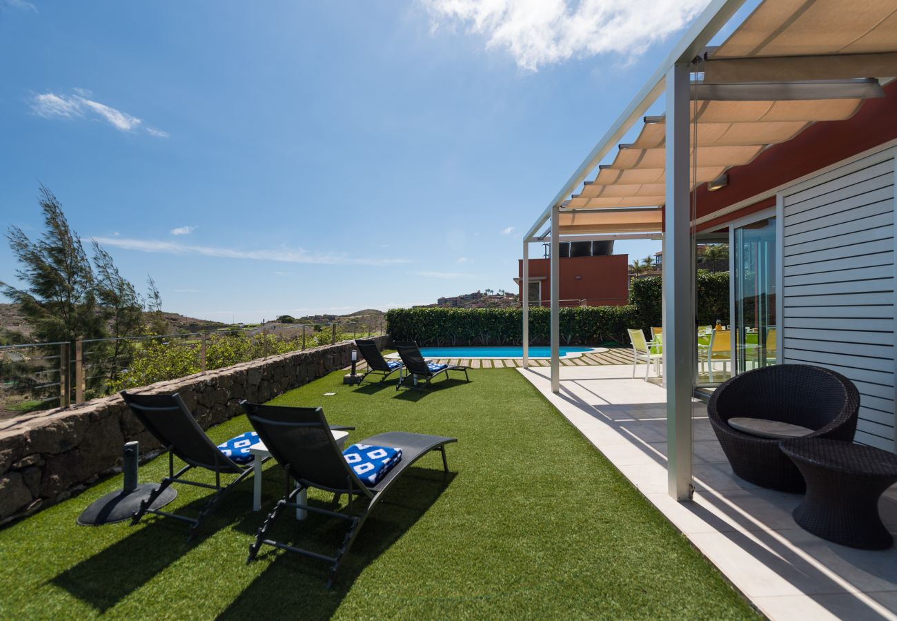 Villa en San Bartolomé de Tirajana - VISTA GOLF 21
