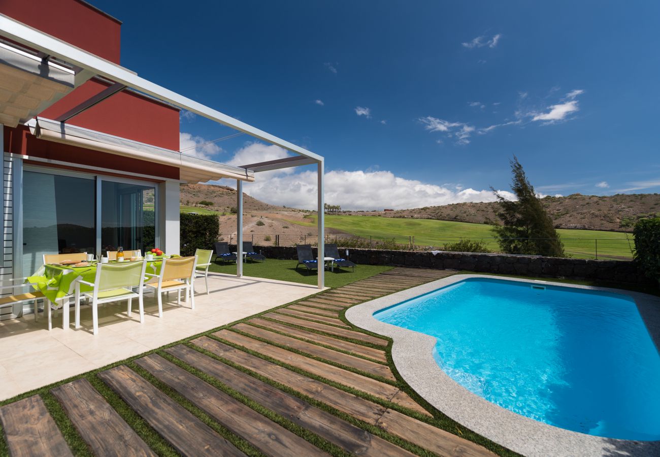 Villa en San Bartolomé de Tirajana - VISTA GOLF 21
