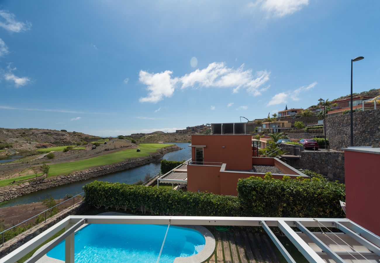 Villa en San Bartolomé de Tirajana - VISTA GOLF 21