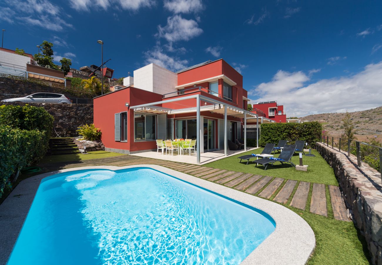Villa en San Bartolomé de Tirajana - VISTA GOLF 21