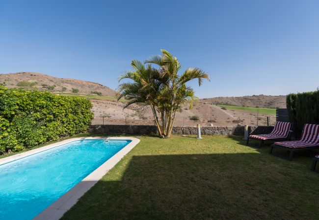 Villa en San Bartolomé de Tirajana - VISTA GOLF 28