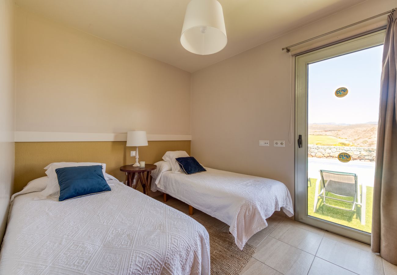 Chalet en San Bartolomé de Tirajana - PAR24 SALOBRE GOLF