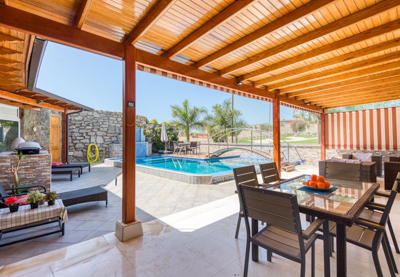 Villa en Mogán - 