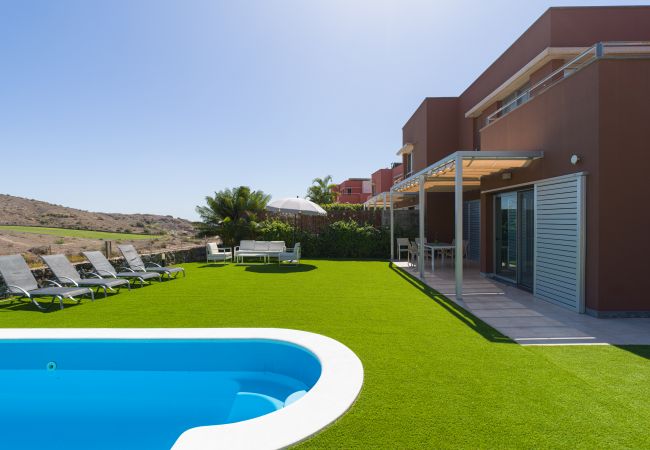 Salobre golf villa primium con piscina