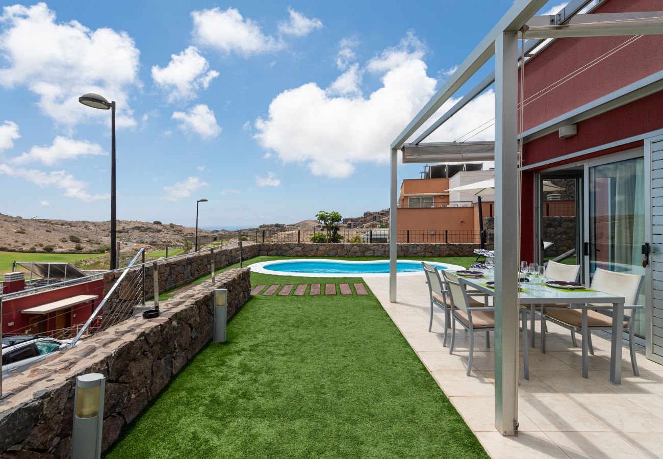 Chalet en San Bartolomé de Tirajana - VISTA GOLF 13