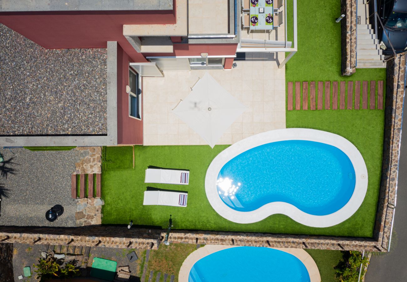 Chalet en San Bartolomé de Tirajana - VISTA GOLF 13