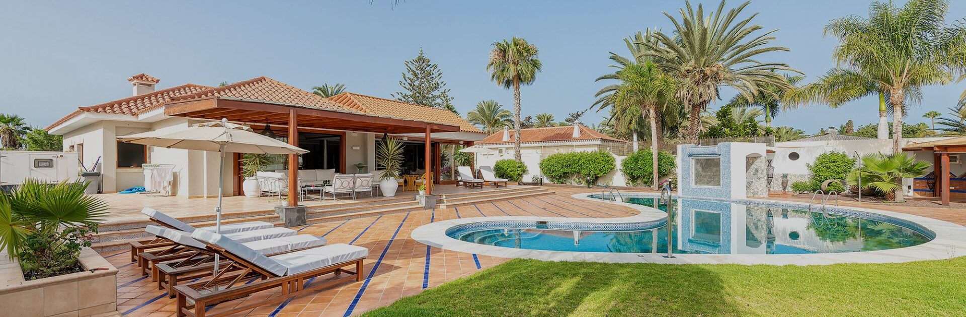 villas for large groups in gran canaria