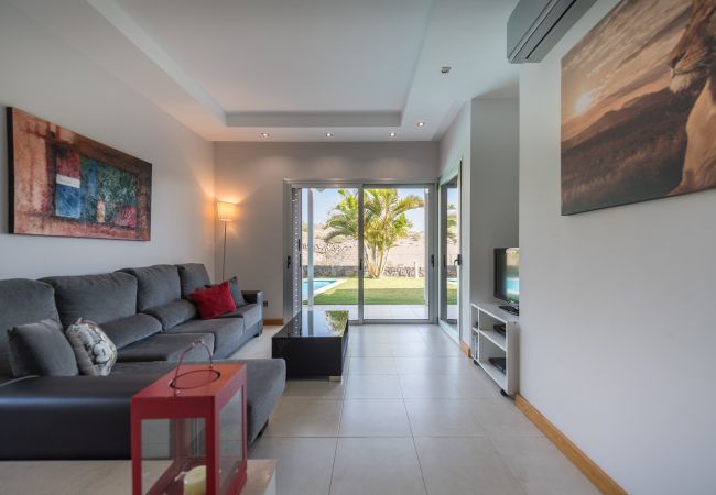 Villa in San Bartolomé de Tirajana - VISTA GOLF 28