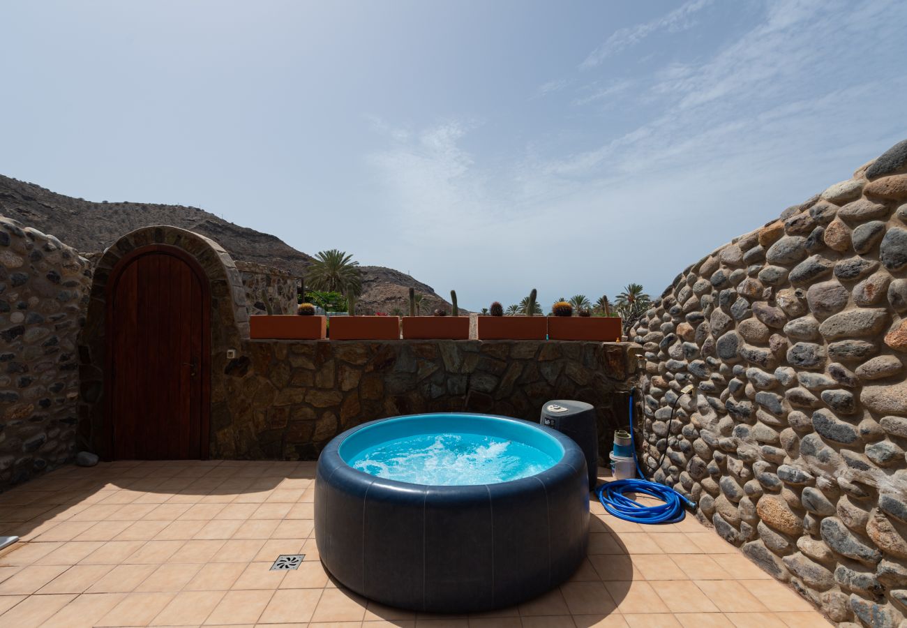 Stadthaus in Mogán - DUPLEX JACUZZI ANFI TAURO