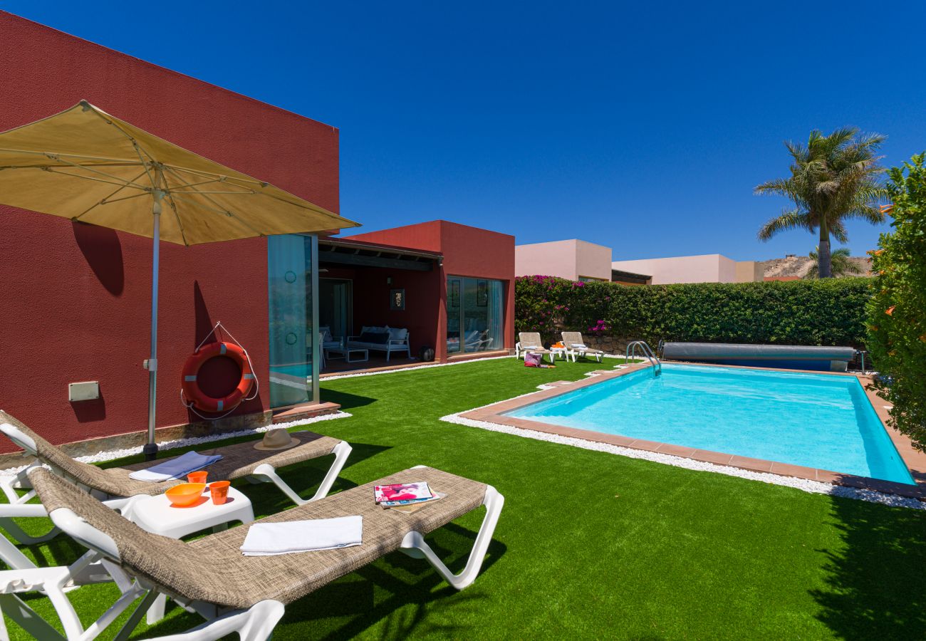 villa Par 4 in salobre mit privatem Pool