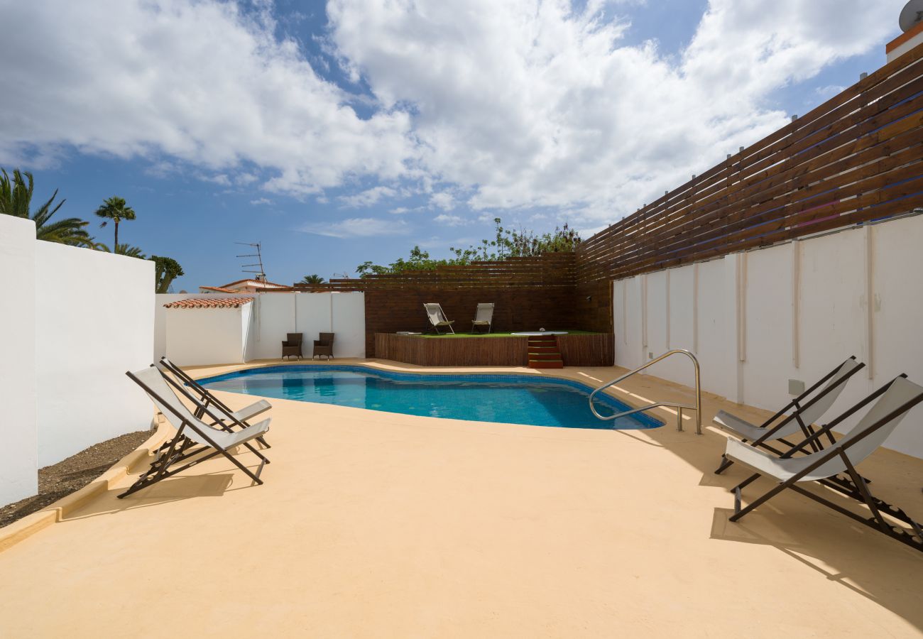Ferienhaus in San Bartolomé de Tirajana - FLORIDA HOME