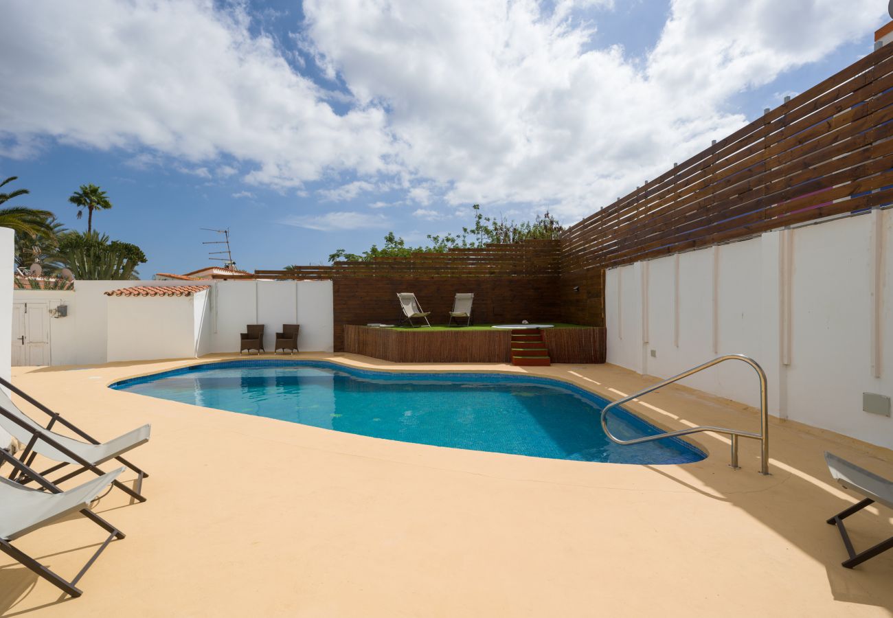 Ferienhaus in San Bartolomé de Tirajana - FLORIDA HOME