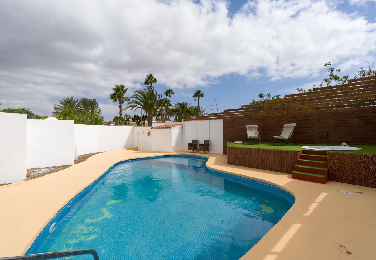 Ferienhaus in San Bartolomé de Tirajana - FLORIDA HOME