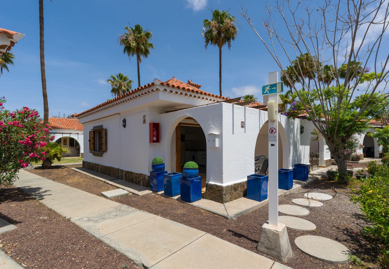 Ferienhaus in San Bartolomé de Tirajana - PARQUE GOLF 