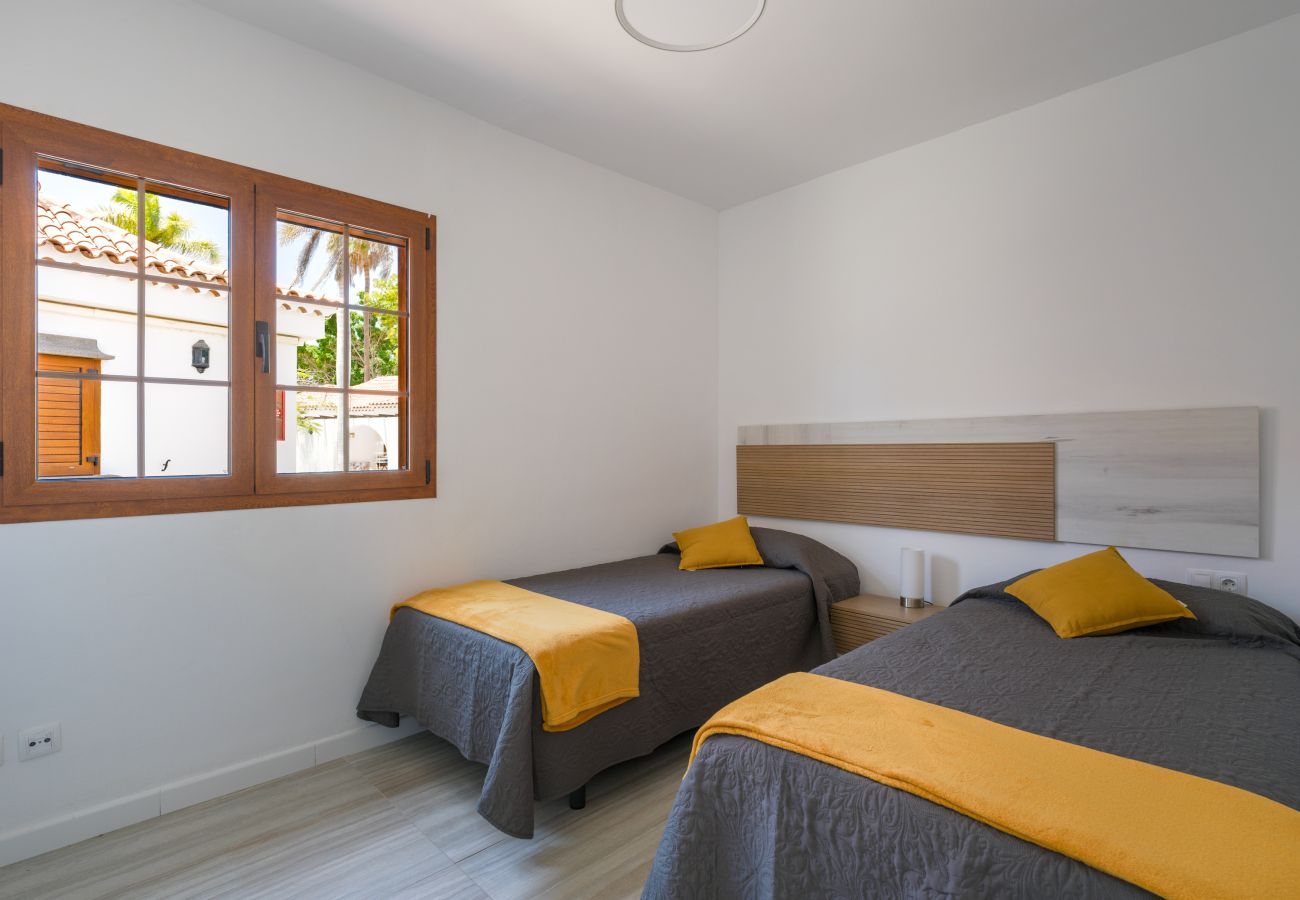 Ferienhaus in San Bartolomé de Tirajana - PARQUE GOLF 