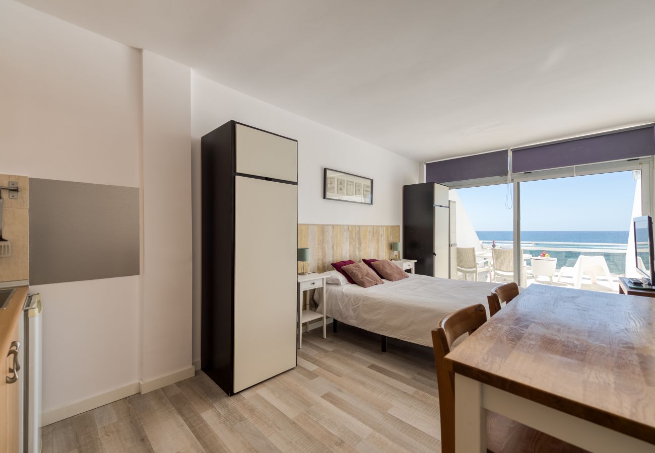 Studio in Las Palmas de Gran Canaria - Luis Morote 54