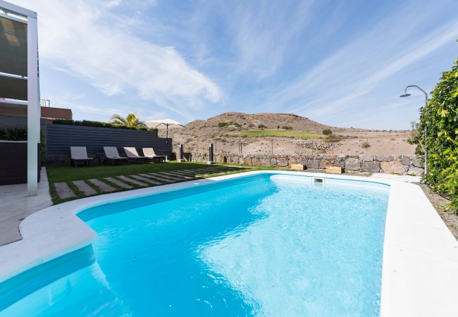 Villa in San Bartolomé de Tirajana - VISTA GOLF 27