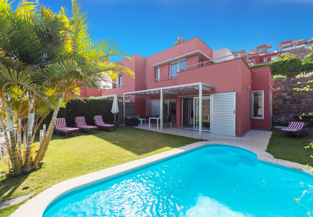 villa to rent in Gran Canaria Maspalomas with pool