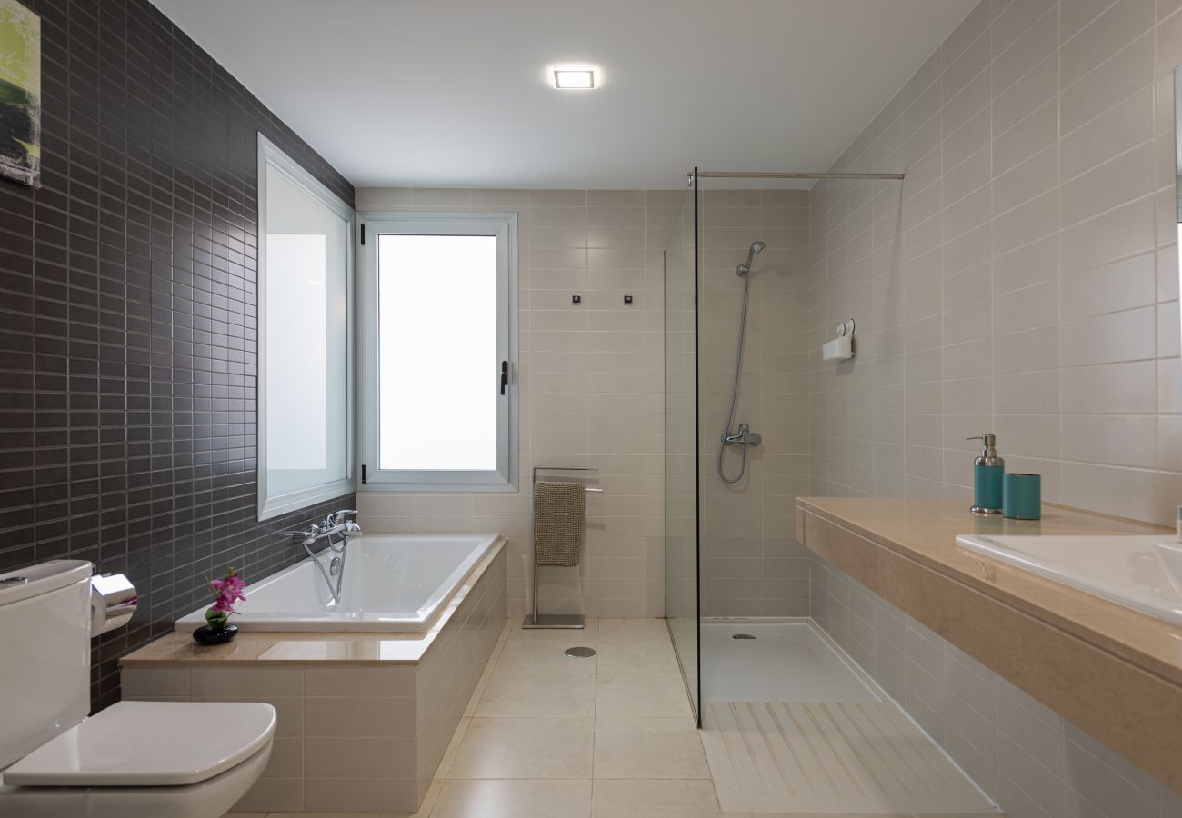 Villa in San Bartolomé de Tirajana - VISTA GOLF 15