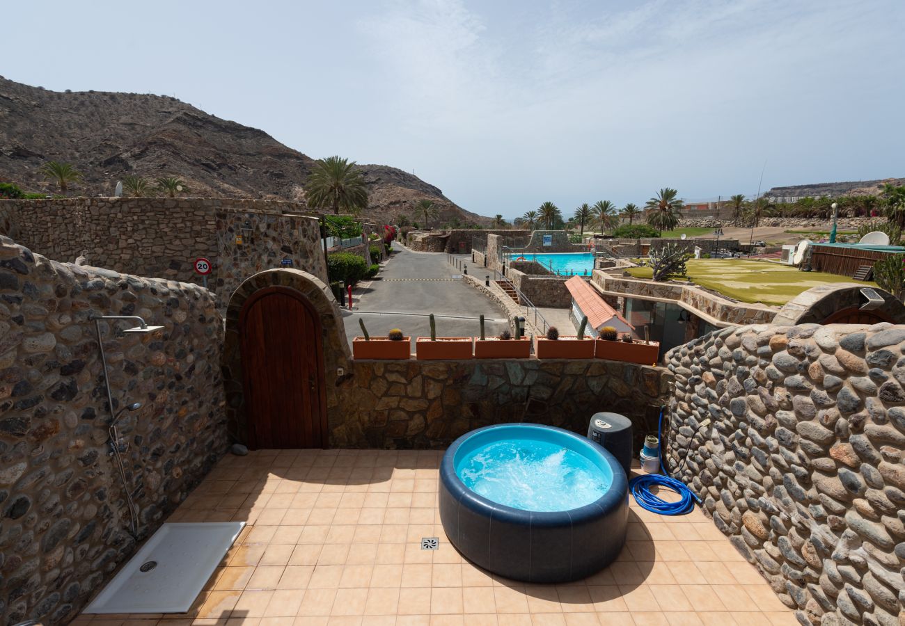Townhouse in Mogán - DUPLEX JACUZZI ANFI TAURO