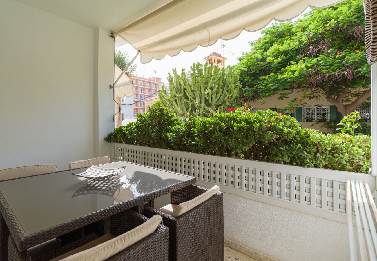 Apartment in Las Palmas de Gran Canaria - LOPE VEGA APARTMENT
