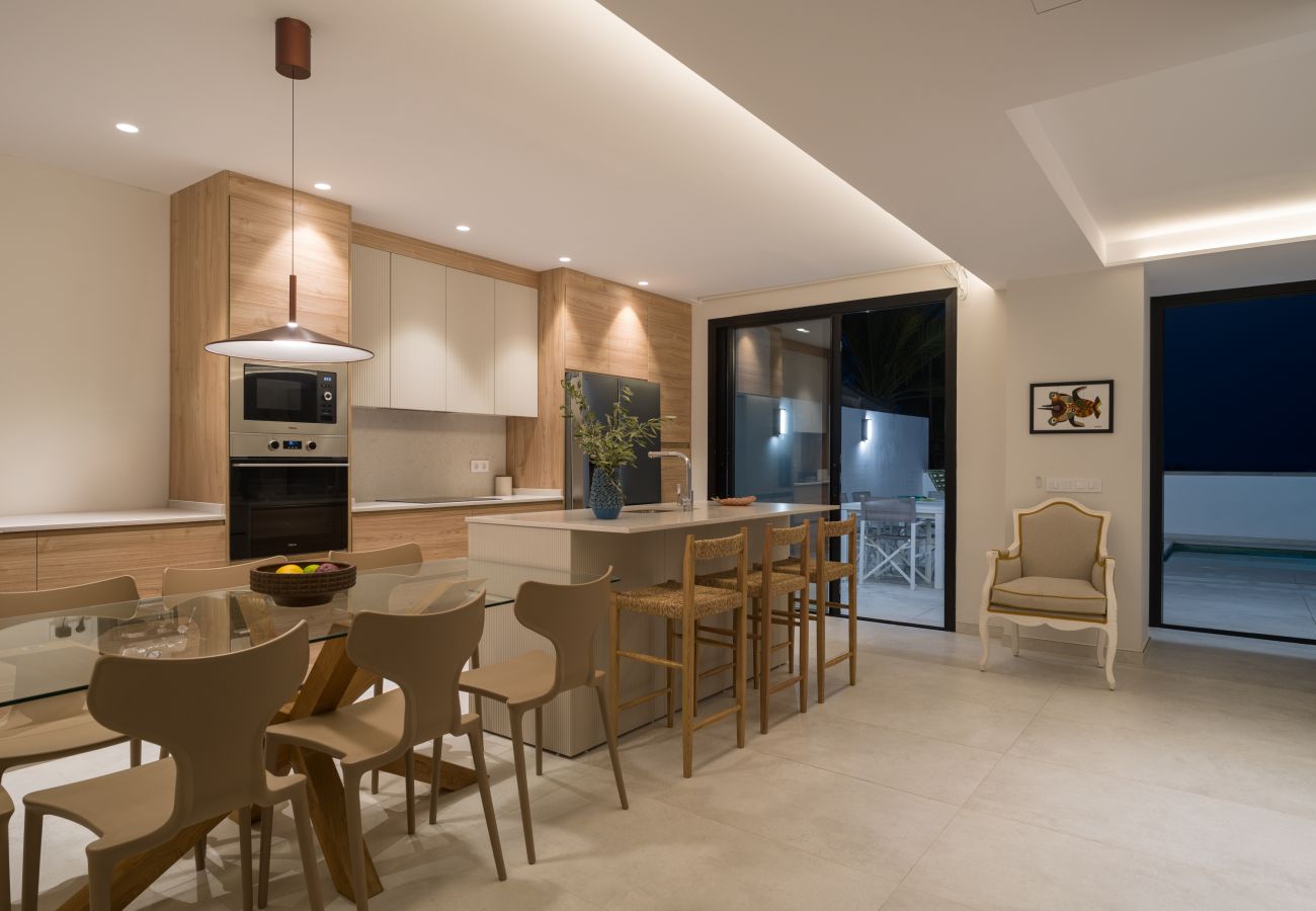 Chalet in San Bartolomé de Tirajana - LAS BURRAS OCEAN FRONT VIEWS