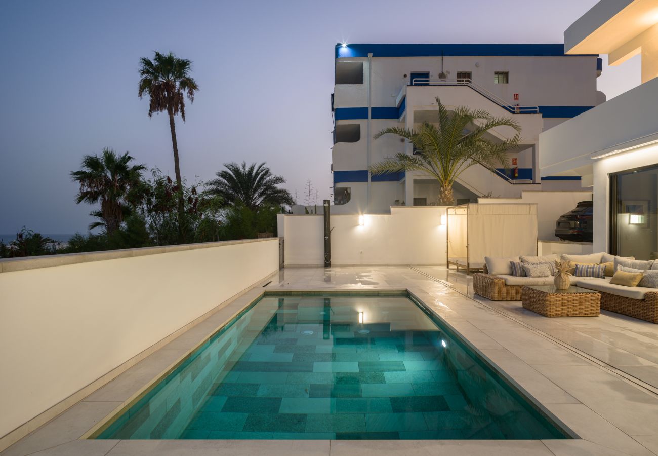 Chalet in San Bartolomé de Tirajana - LAS BURRAS OCEAN FRONT VIEWS