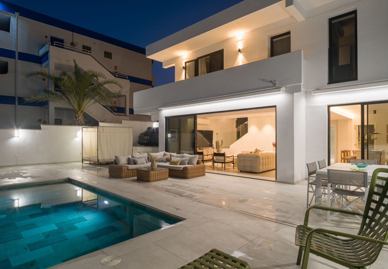 Chalet in San Bartolomé de Tirajana - LAS BURRAS OCEAN FRONT VIEWS