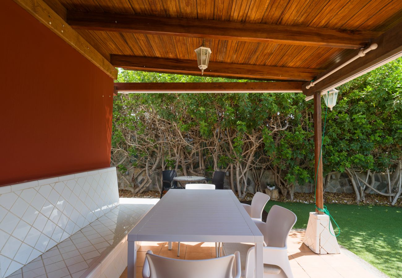 Bungalow in San Bartolomé de Tirajana - LOS TUNOS 33 JACUZZI