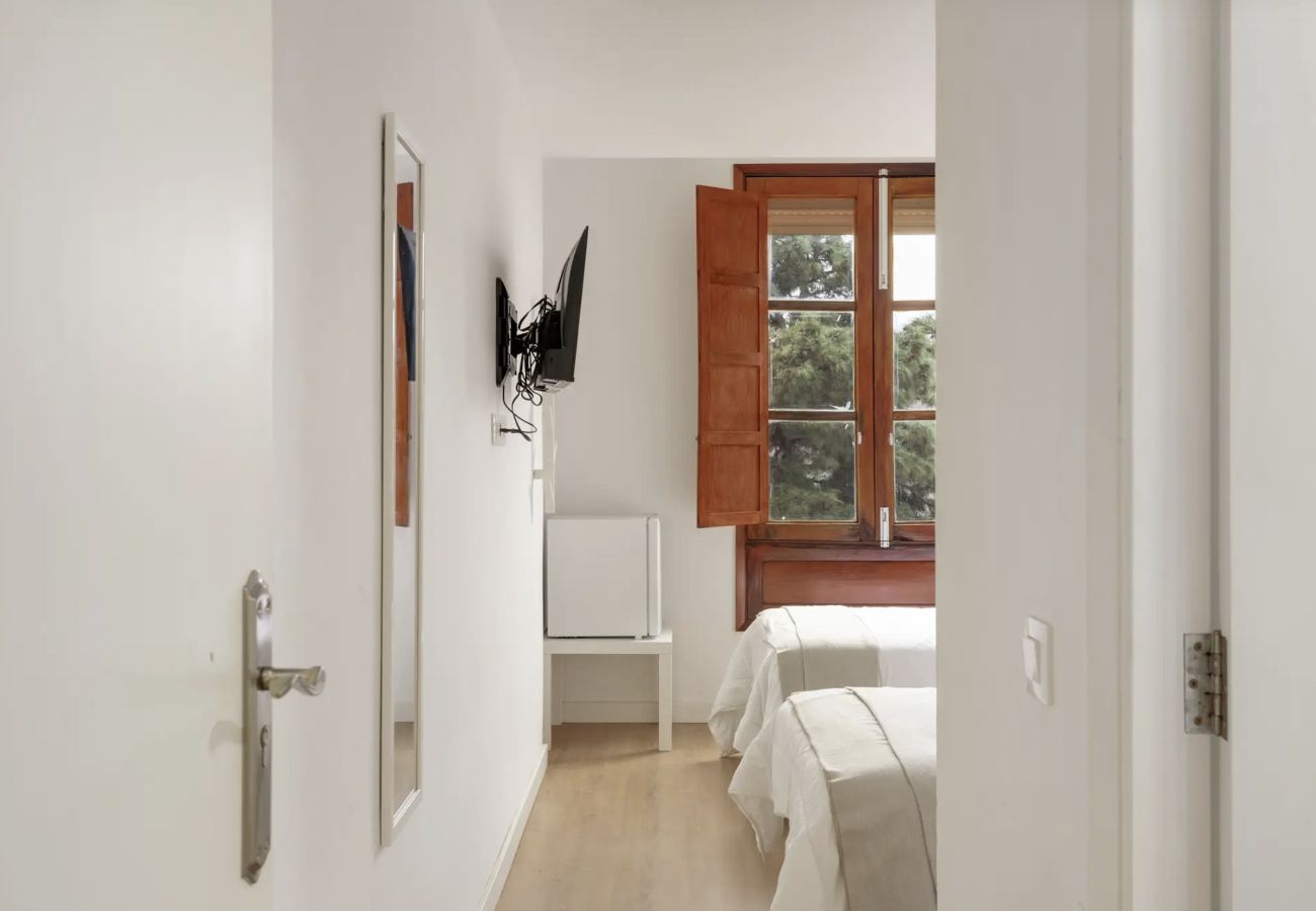 Rent by room in Tejeda - TEXEDA ROOM SUITES 2