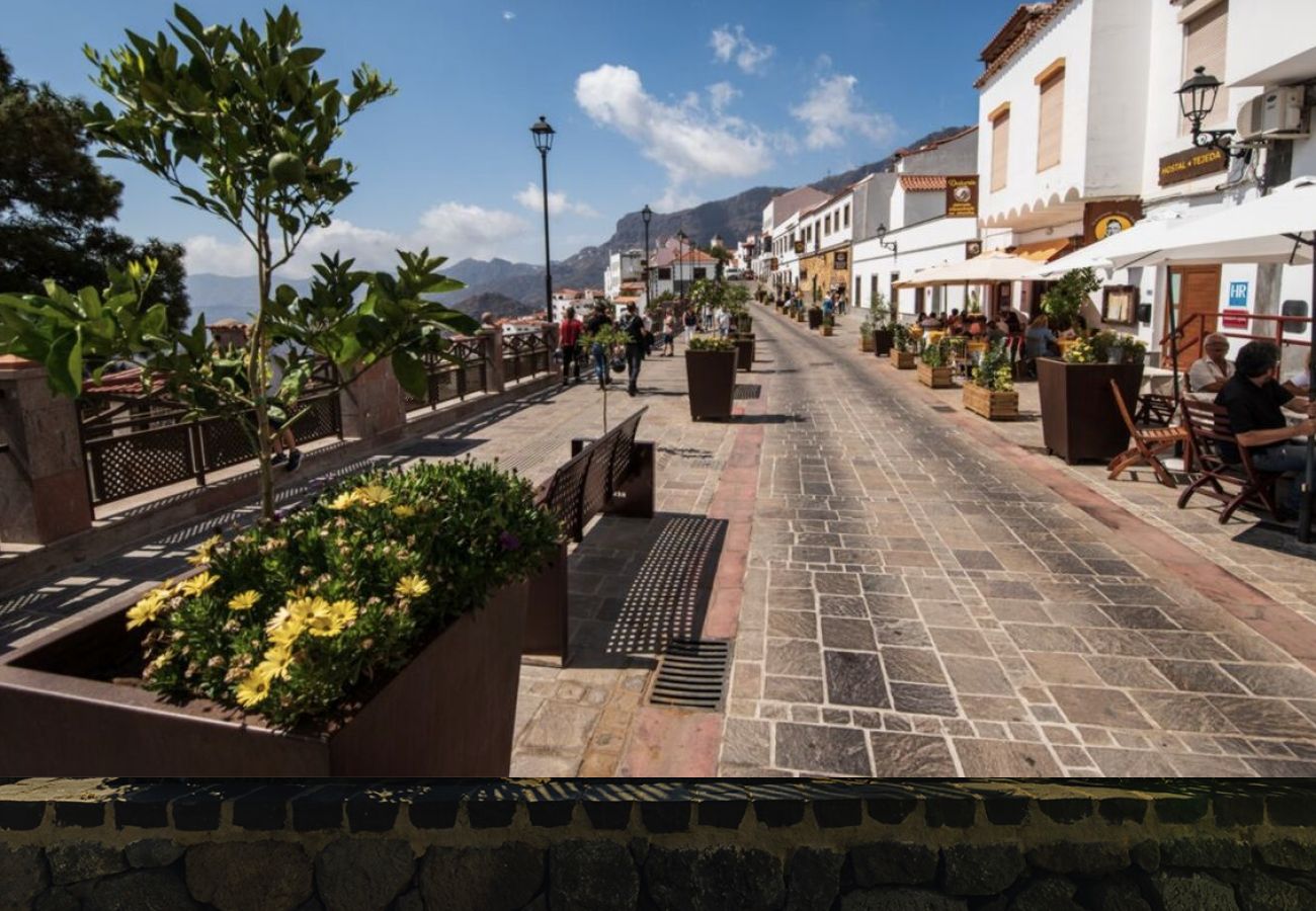 Rent by room in Tejeda - TEXEDA ROOM SUITES 4