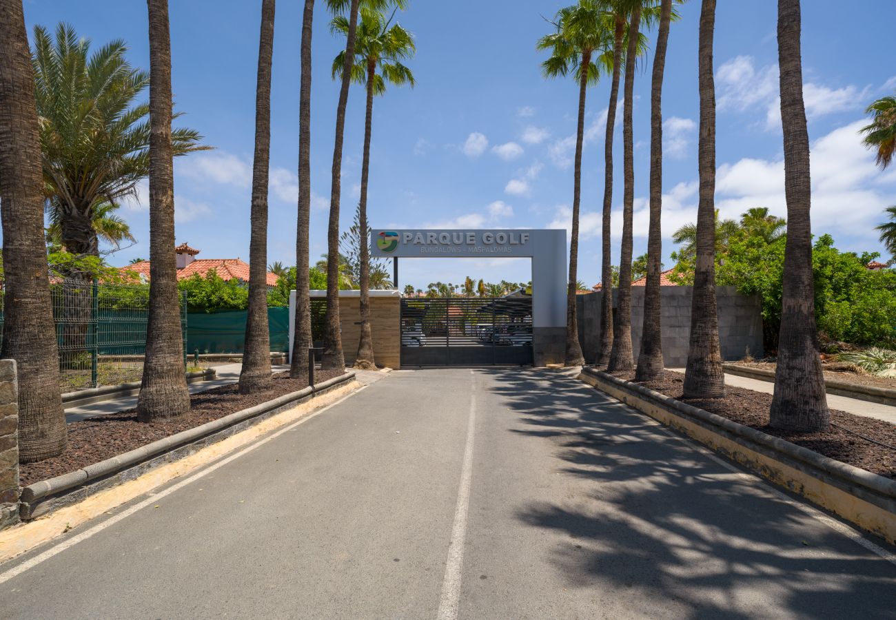 House in San Bartolomé de Tirajana - PARQUE GOLF 